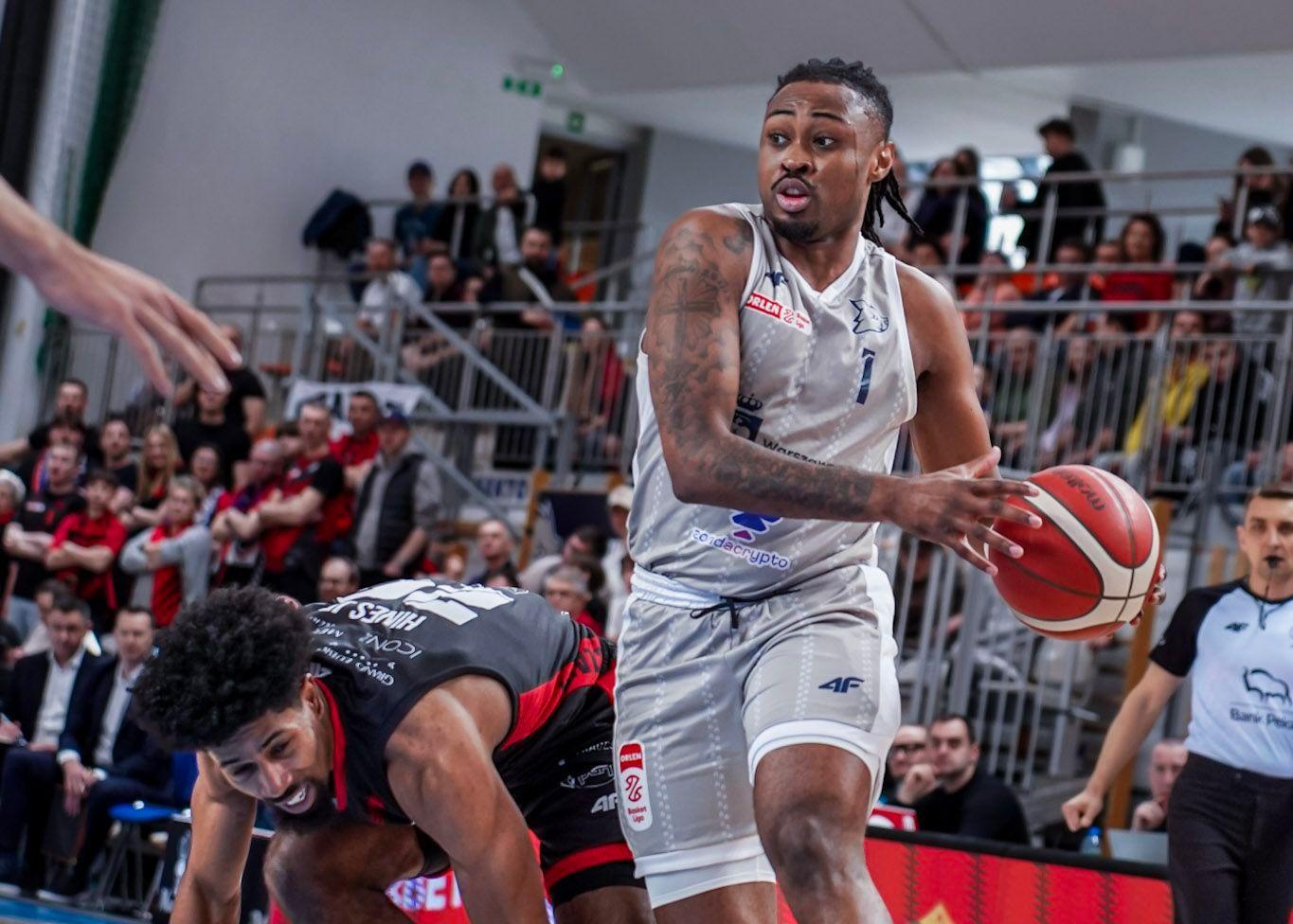 Wysokie zwycięstwo Dzików nad Energa Czarnymi 