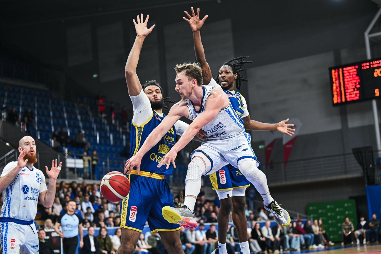 MKS pokonuje Ostrowian, zagra o play-off!