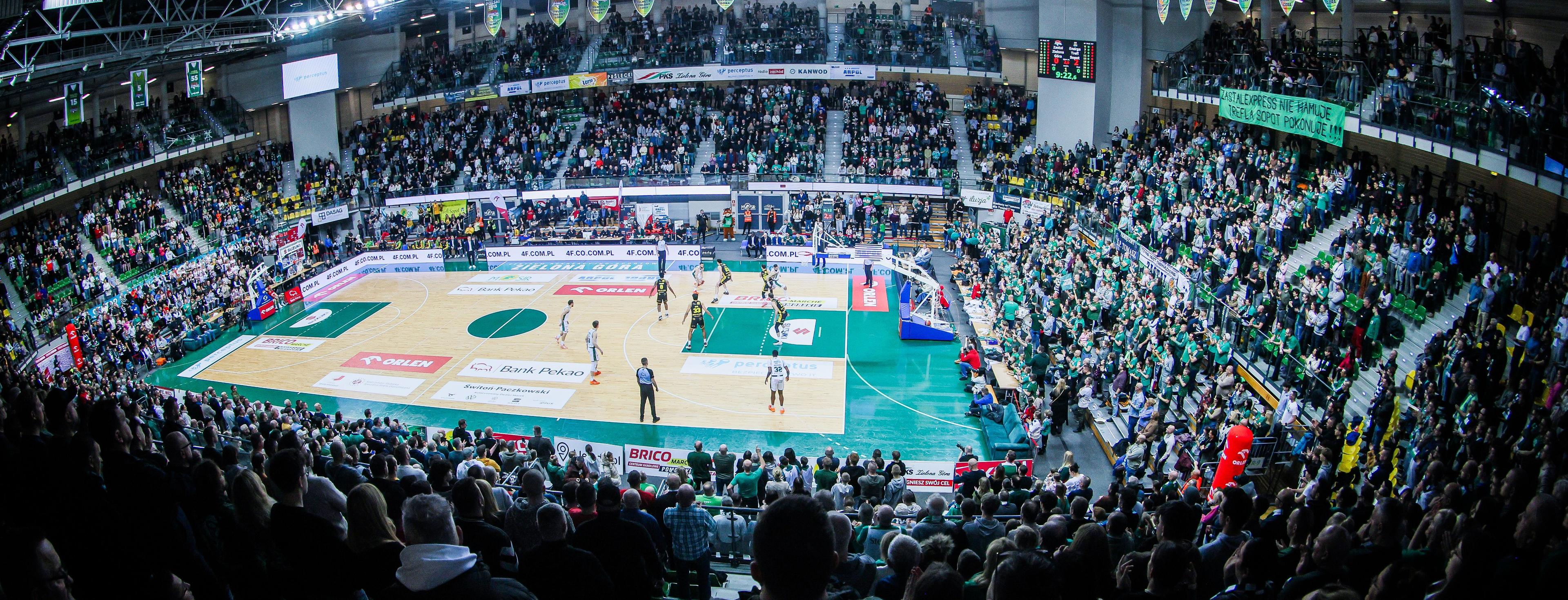 Zmieniamy hale w play-off!