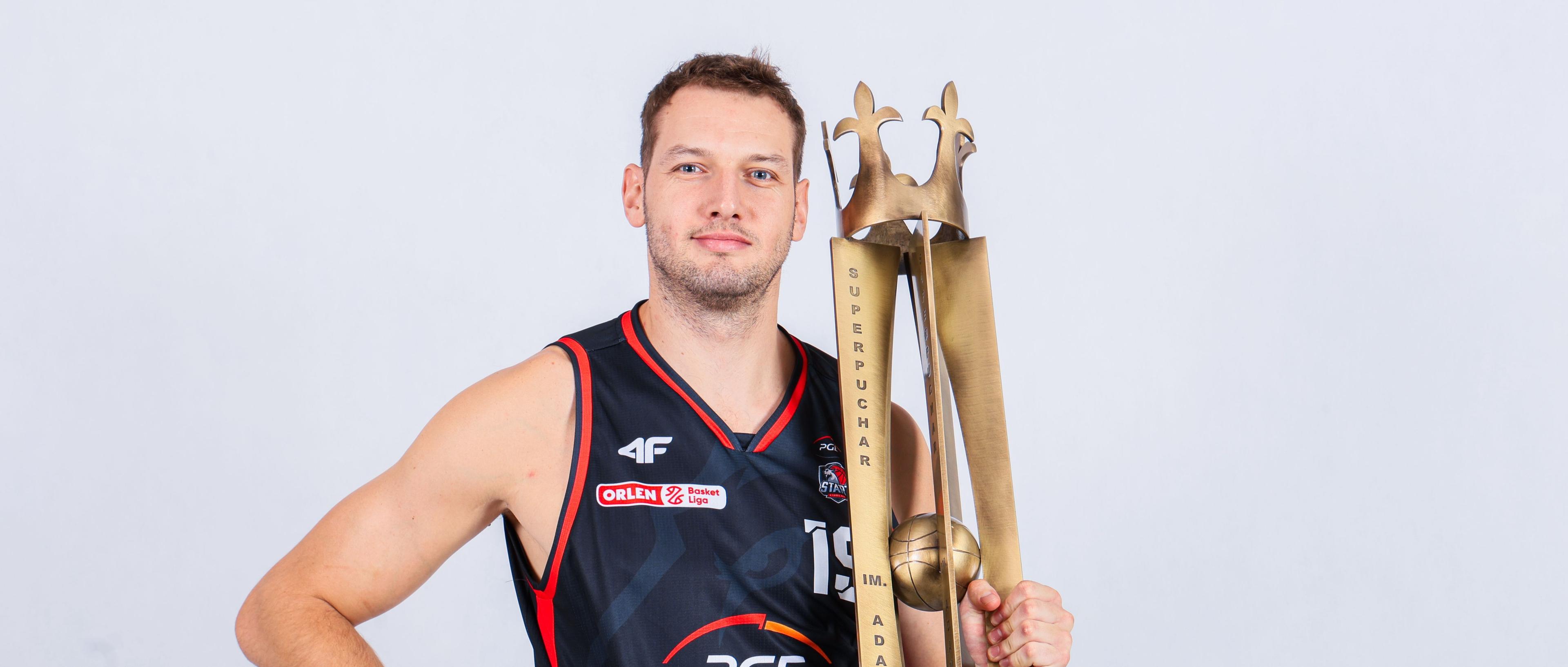 Roman Szymański zakończył koszykarską karierę