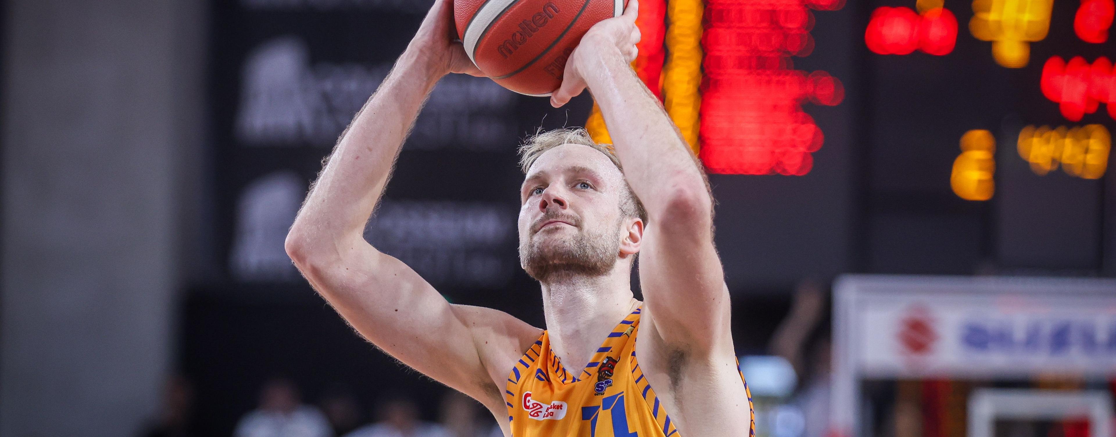 Lambrecht wraca do OBL