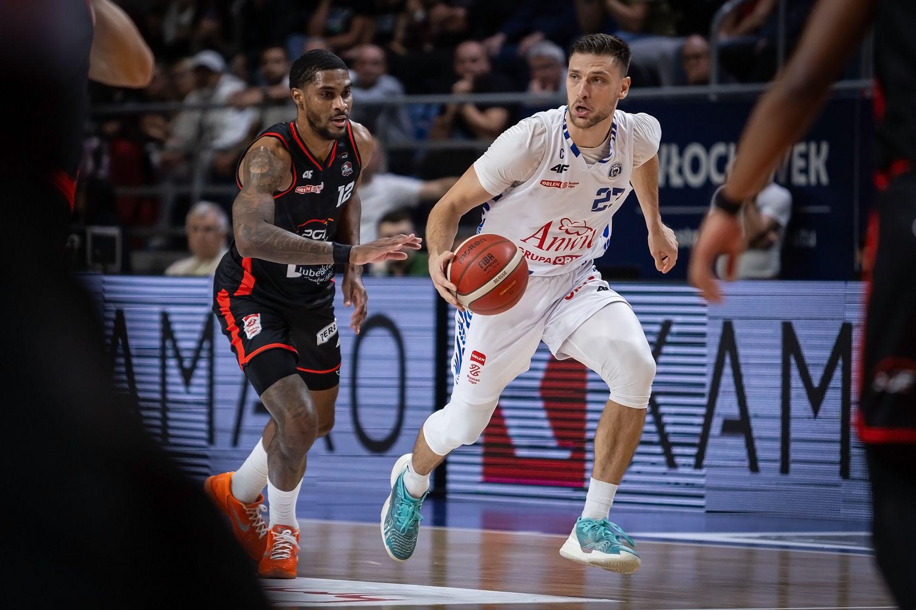 Anwil pokonuje PGE Start