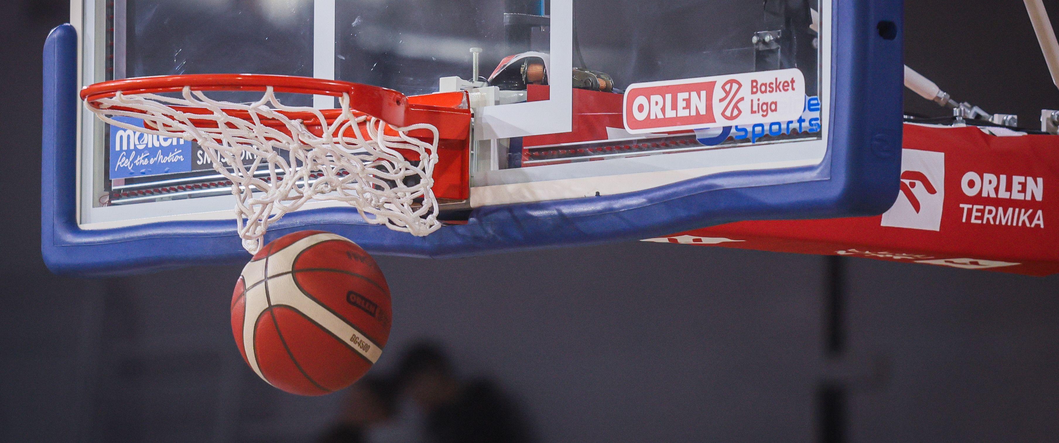 Transmisja: Tasomix Rosiek Stal - Miasto Szkła