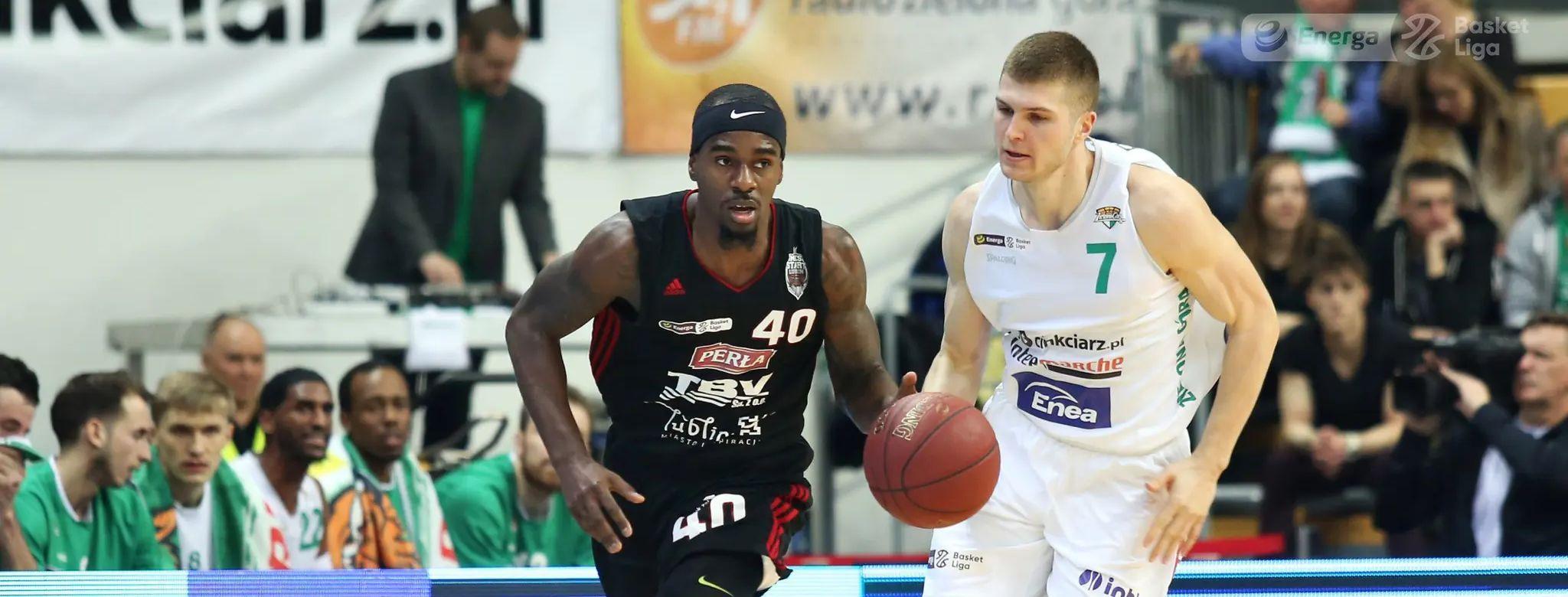 Chavaughn Lewis wraca do OBL