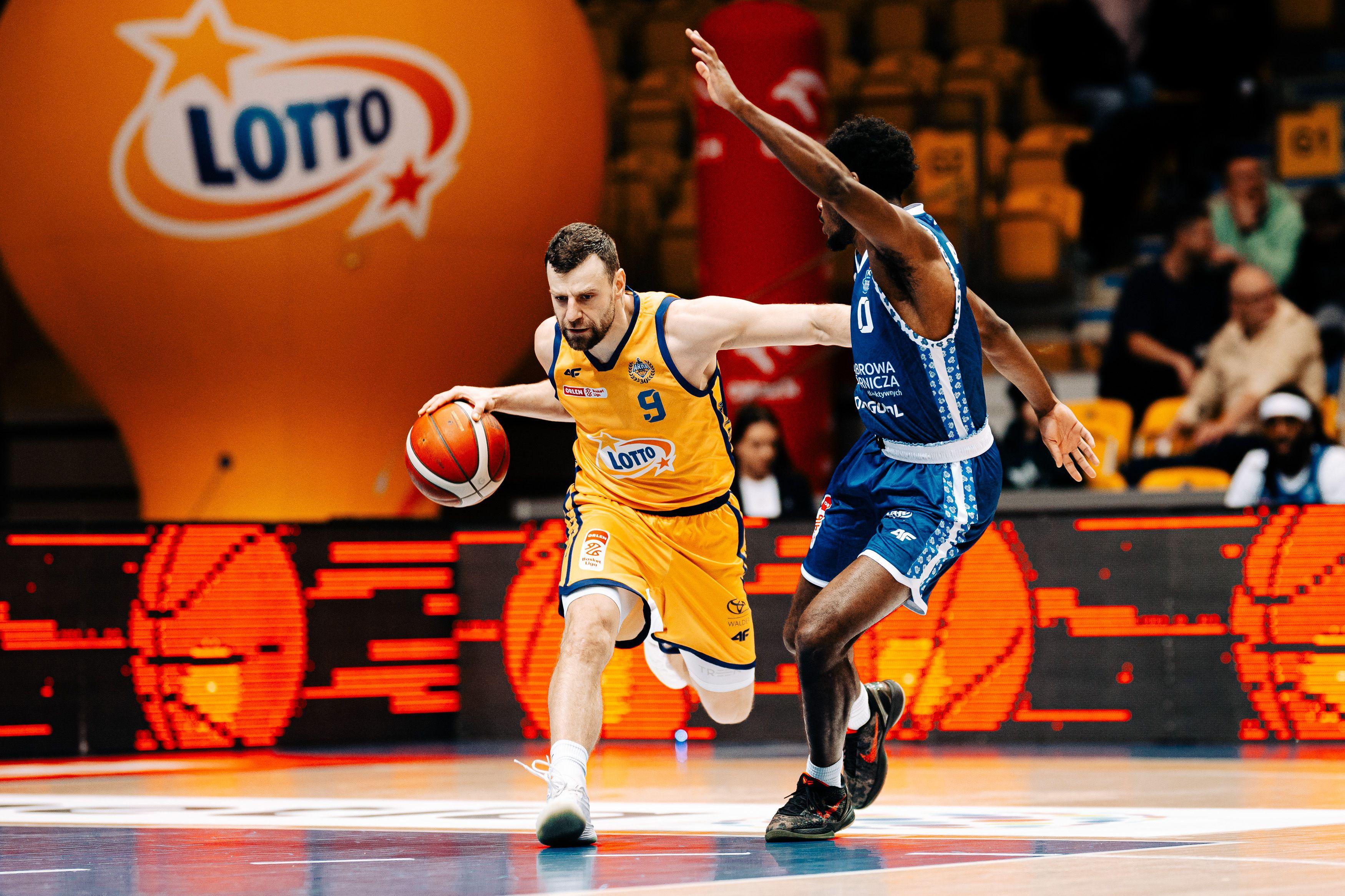 Świetna ostatnia kwarta AMW Arki i wygrana z MKS