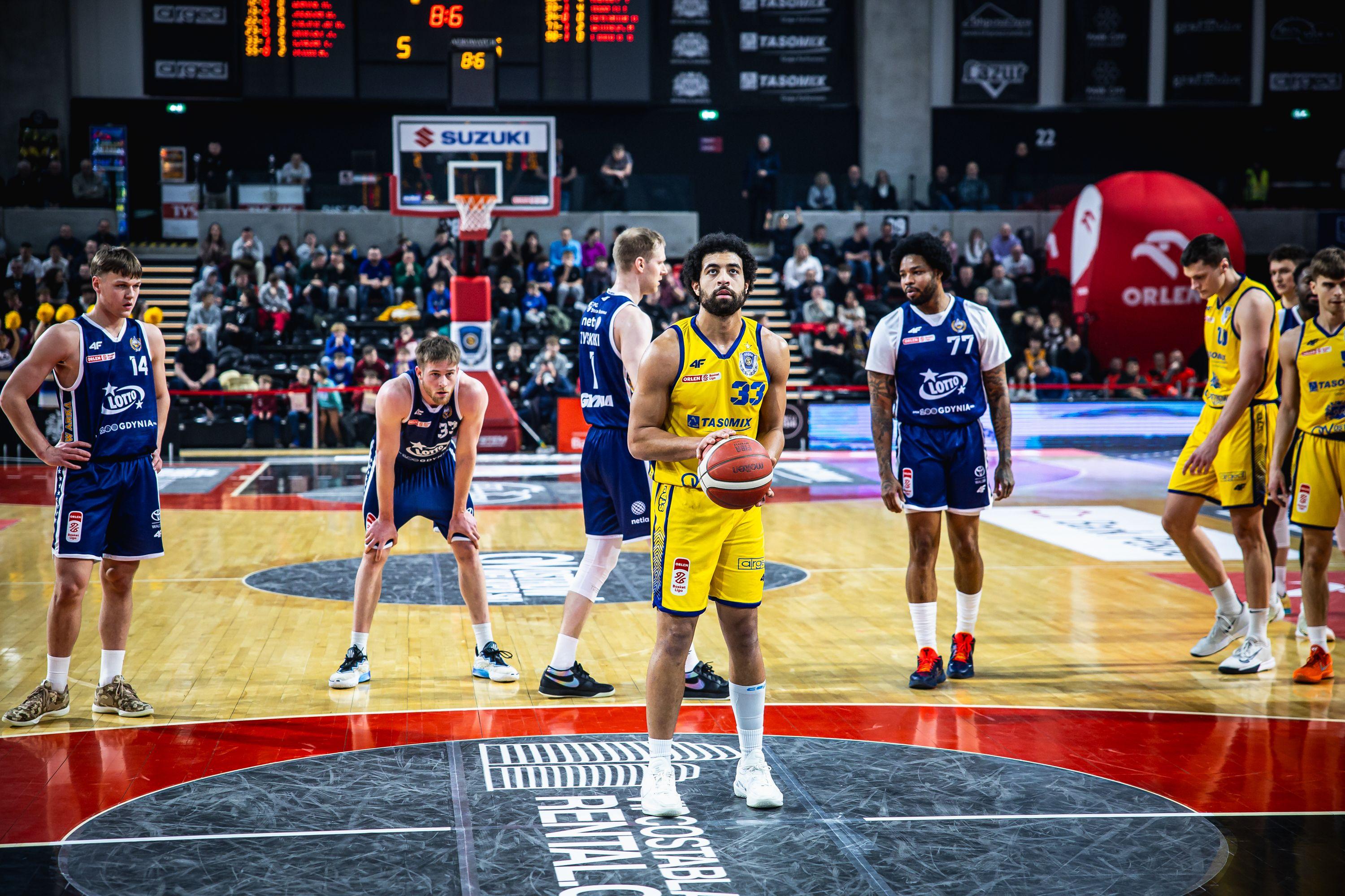 Emocje w końcówce! Wygrywa Tasomix Rosiek Stal