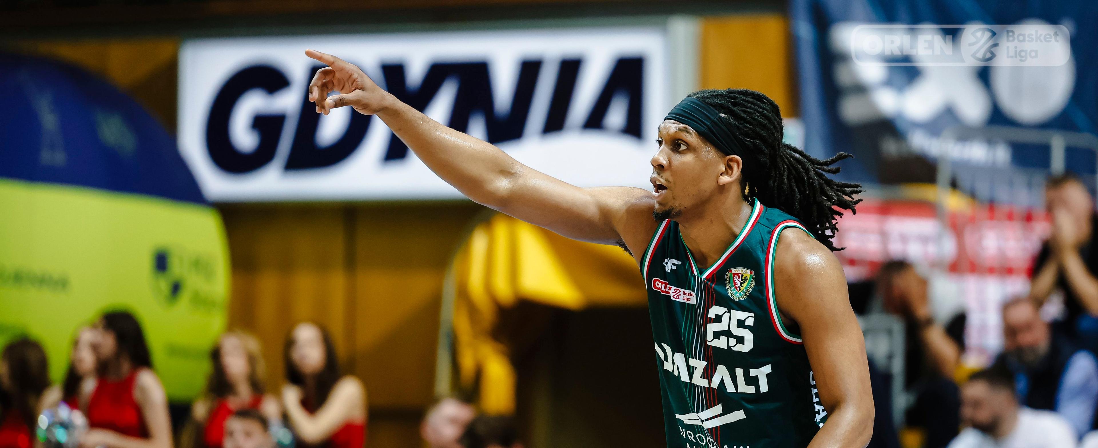 Kadre Gray: Sezon wisi na włosku