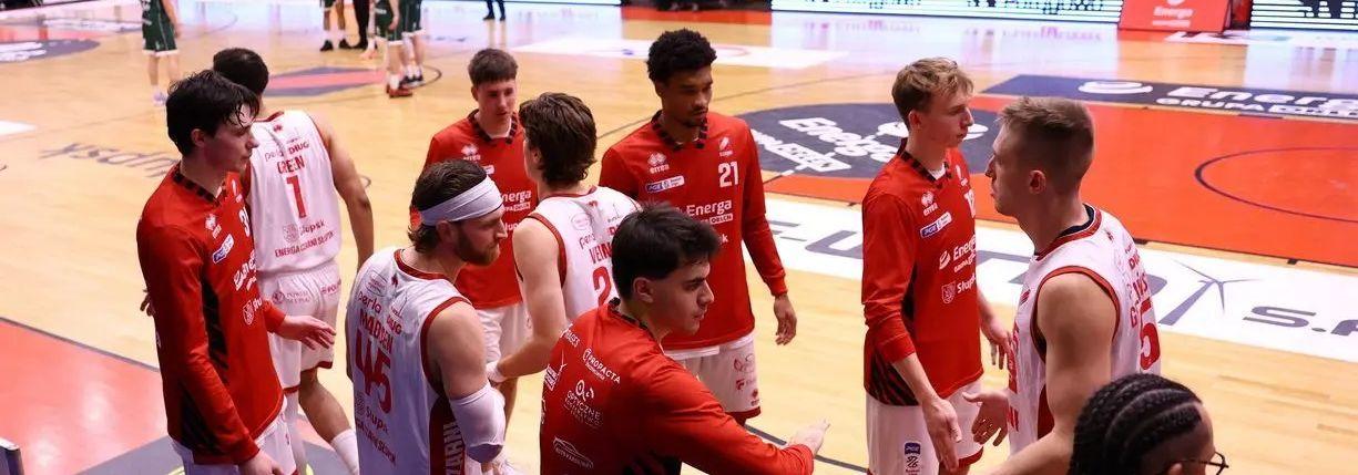 Energa Czarni Słupsk - Tasomix Rosiek Stal Ostrów Wielkopolski: zapowiedź i typy bukmacherskie na mecz (19.10)
